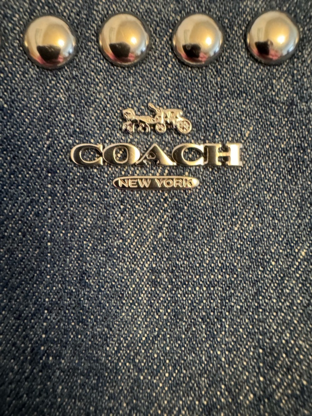 Brand New Limited Edition Coach Nolita 19 with Rivets Wristlet - Picture 3 of 4